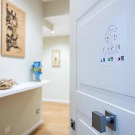 לינה וארוחת בוקר Le Absidi Luxury And שאקה